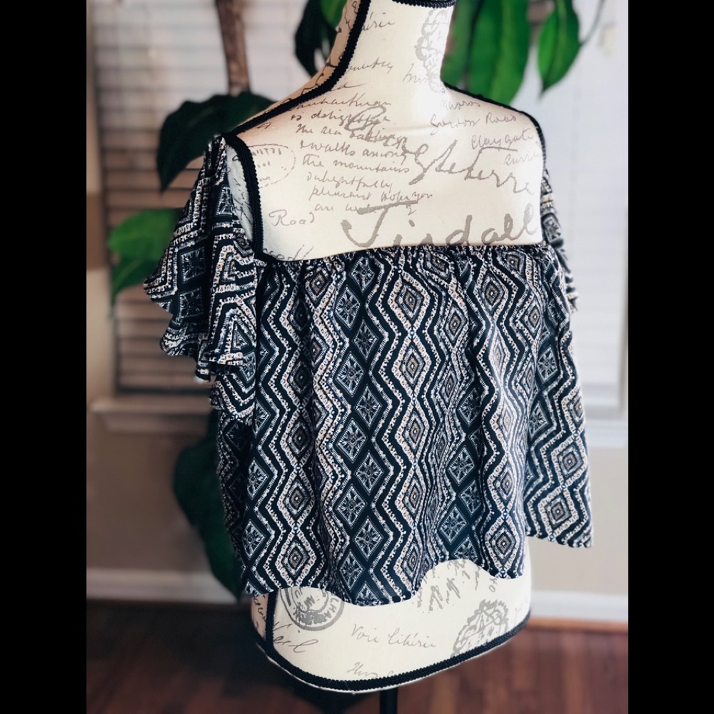 Black Tribal Printed Off-The-Shoulder Top